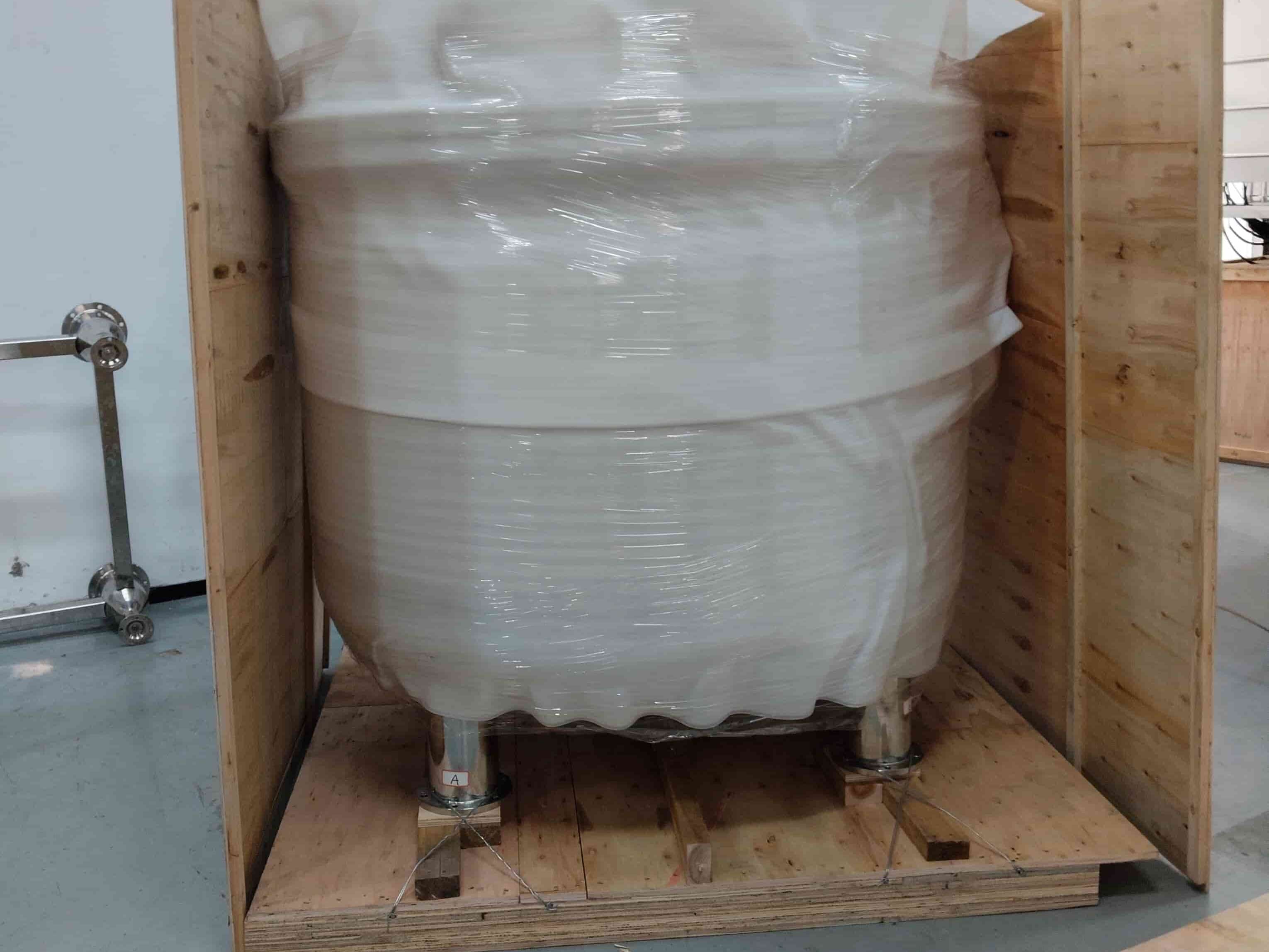 Tangki pencampur minyak wangi keluli tahan karat 2000L dibalut untuk penghantaran eksport