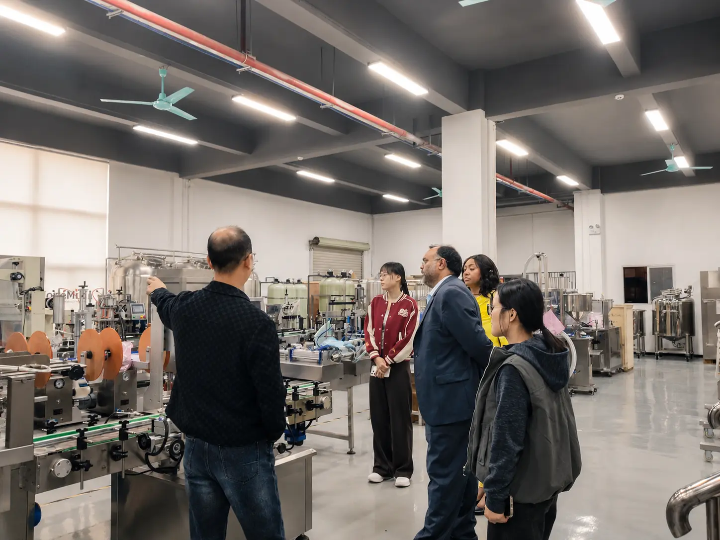 honemix-factory-tour-with-global-customers